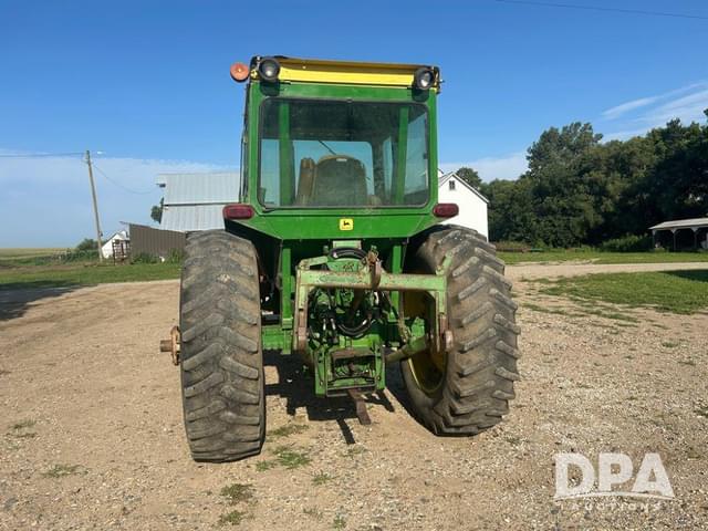 Image of John Deere 4320 equipment image 4