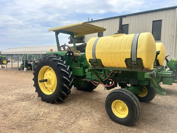 Image of John Deere 4620 equipment image 1