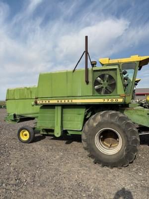 1972 John Deere 7700 Image