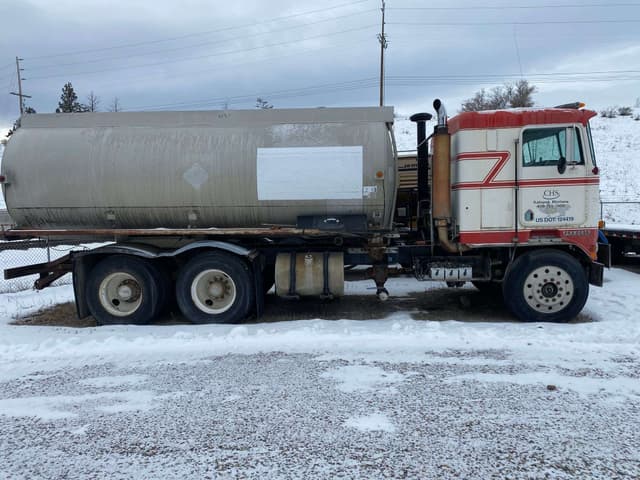 Image of Kenworth K100 equipment image 1