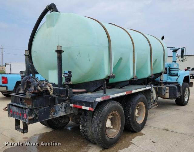 Image of Mack DM600 equipment image 4
