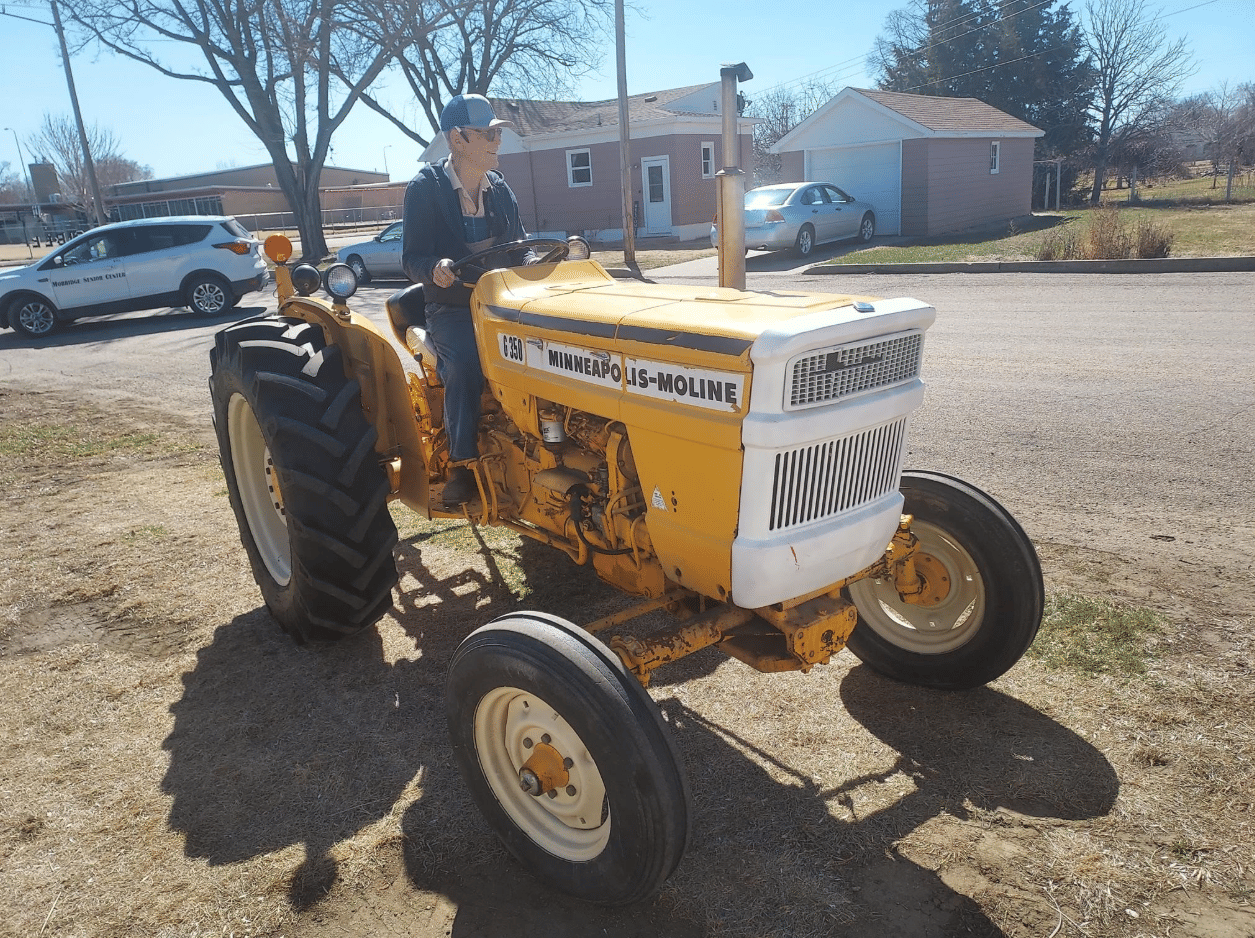 Main image Minneapolis-Moline G350