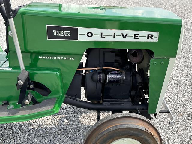 Image of Oliver 125 equipment image 4