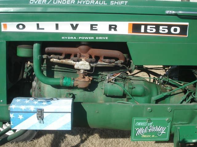 Image of Oliver 1550 equipment image 1