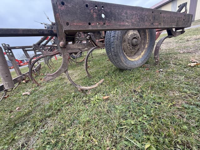 Image of White 255 equipment image 4