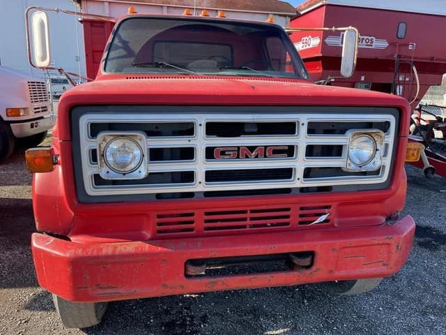 Image of GMC 6500 equipment image 4