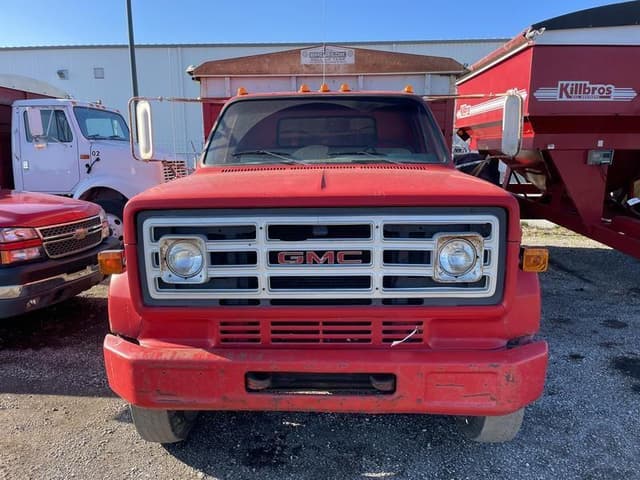 Image of GMC 6500 equipment image 3