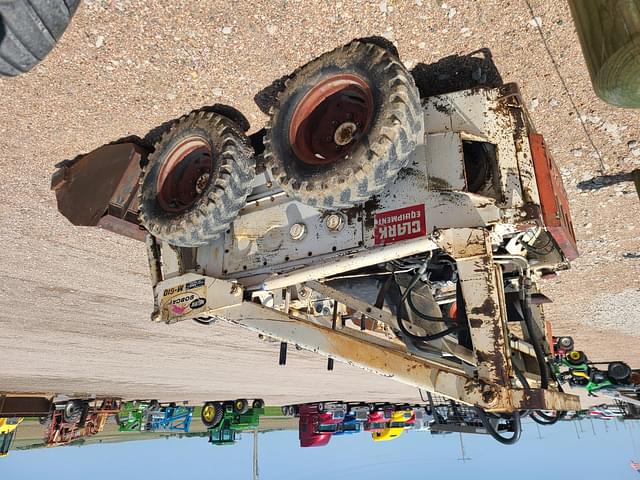 Image of Bobcat M-610 equipment image 2