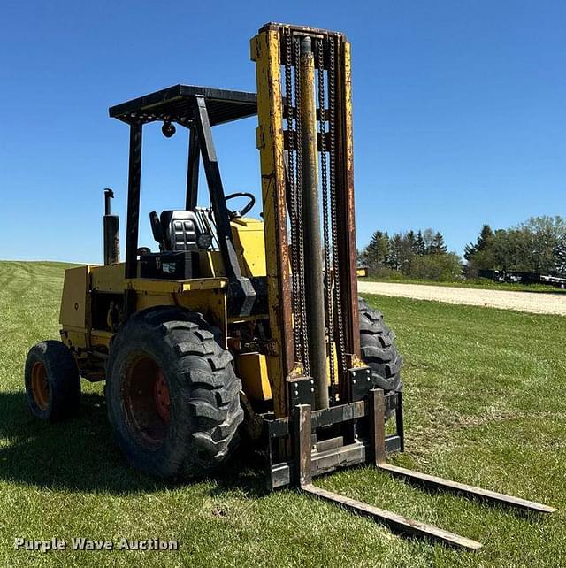 Image of Case 584 equipment image 2