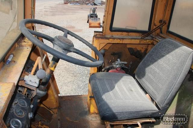 Image of Case W14 equipment image 3