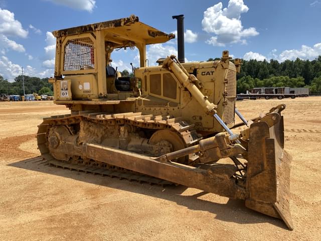Image of Caterpillar D7F equipment image 3