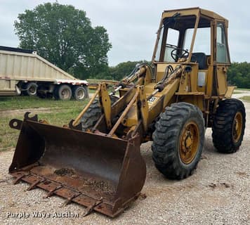 Main image Caterpillar 910