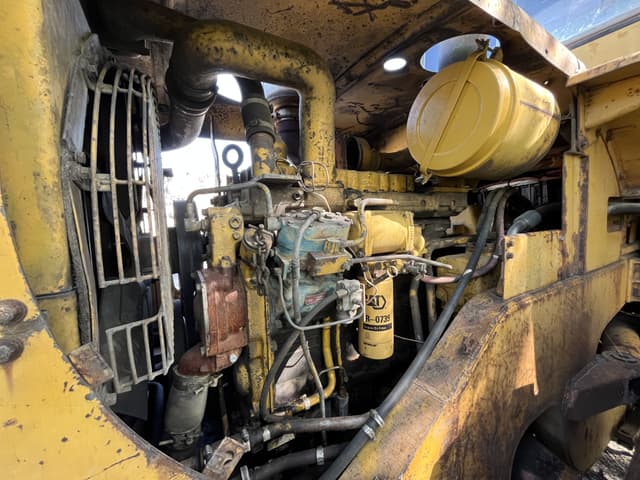 Image of Caterpillar 980B equipment image 3