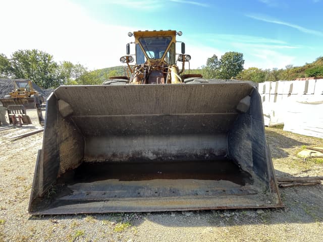 Image of Caterpillar 988 equipment image 4