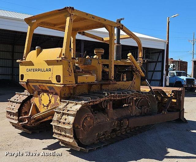 Image of Caterpillar D6C equipment image 4