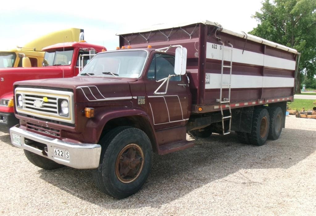 1973 Chevrolet C65 Equipment Image0