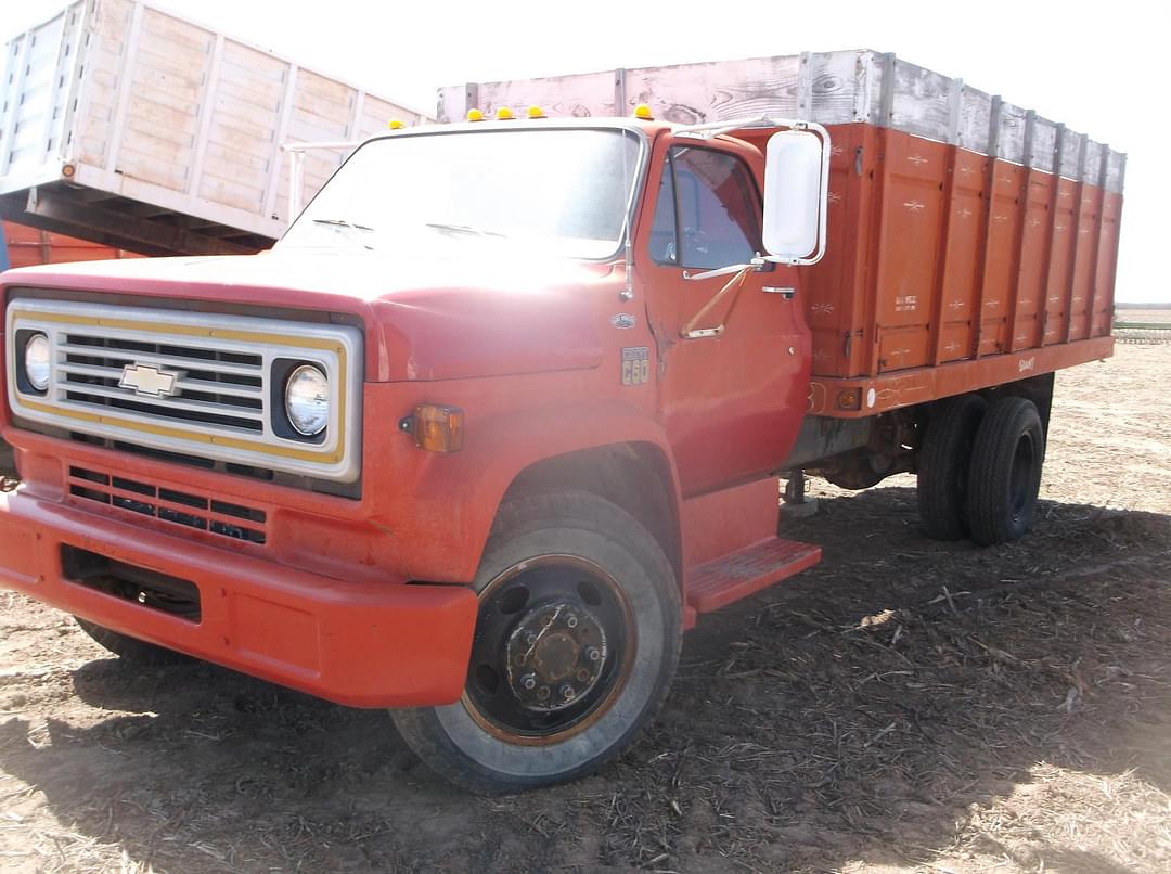 Image of Chevrolet C60 Image 0