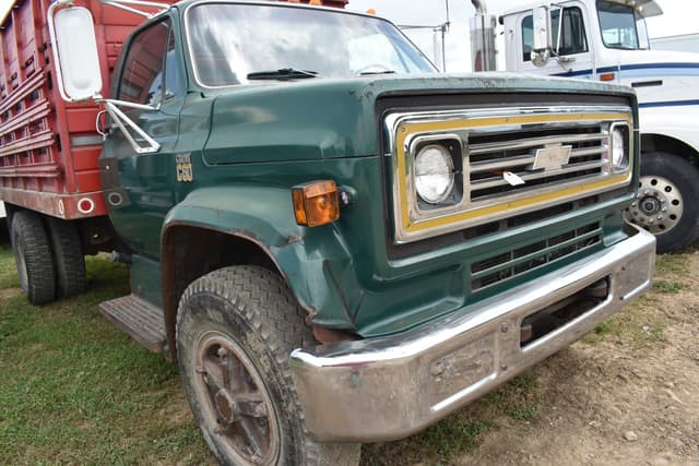 Image of Chevrolet C60 equipment image 4