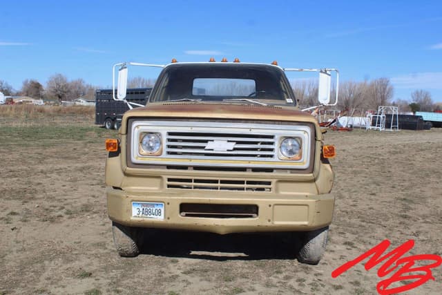 Image of Chevrolet C60 equipment image 1