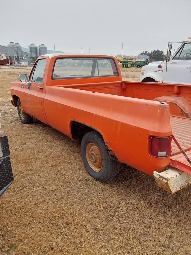 Image of Chevrolet Custom Deluxe 10 equipment image 3