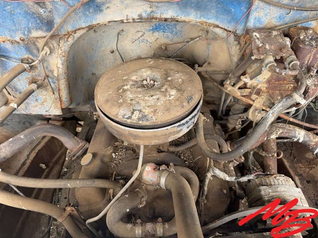 Image of Chevrolet C60 equipment image 4