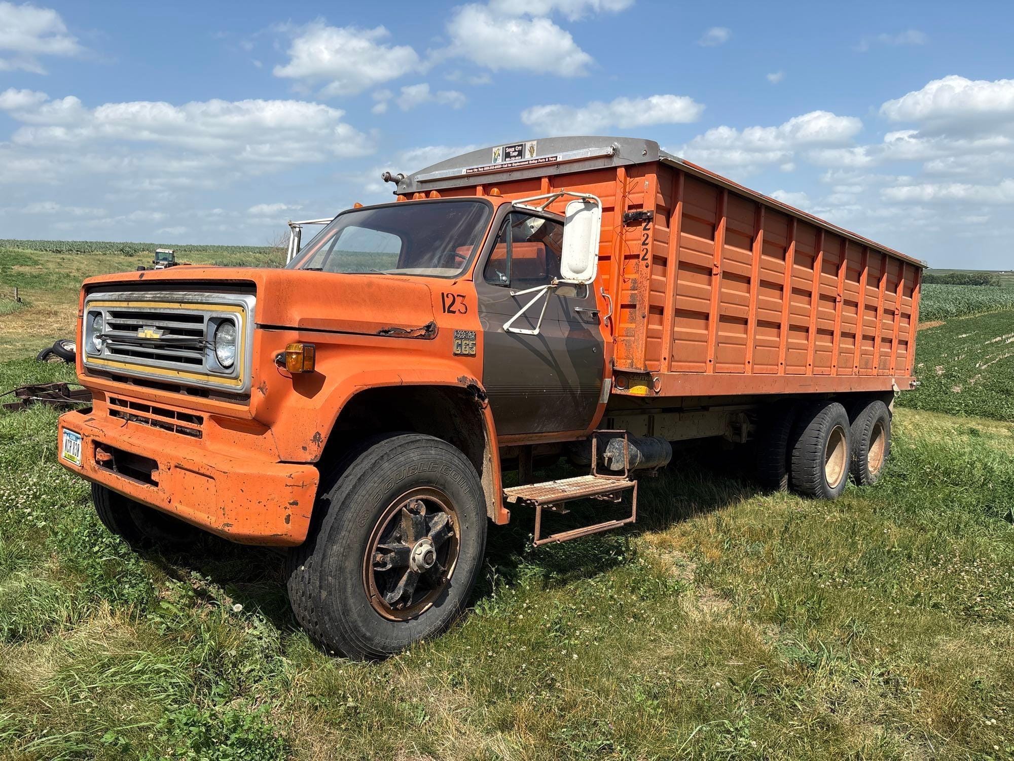 1973 Chevrolet C65 Equipment Image0