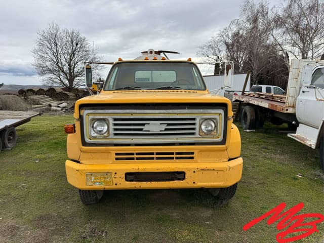 Image of Chevrolet C65 equipment image 1
