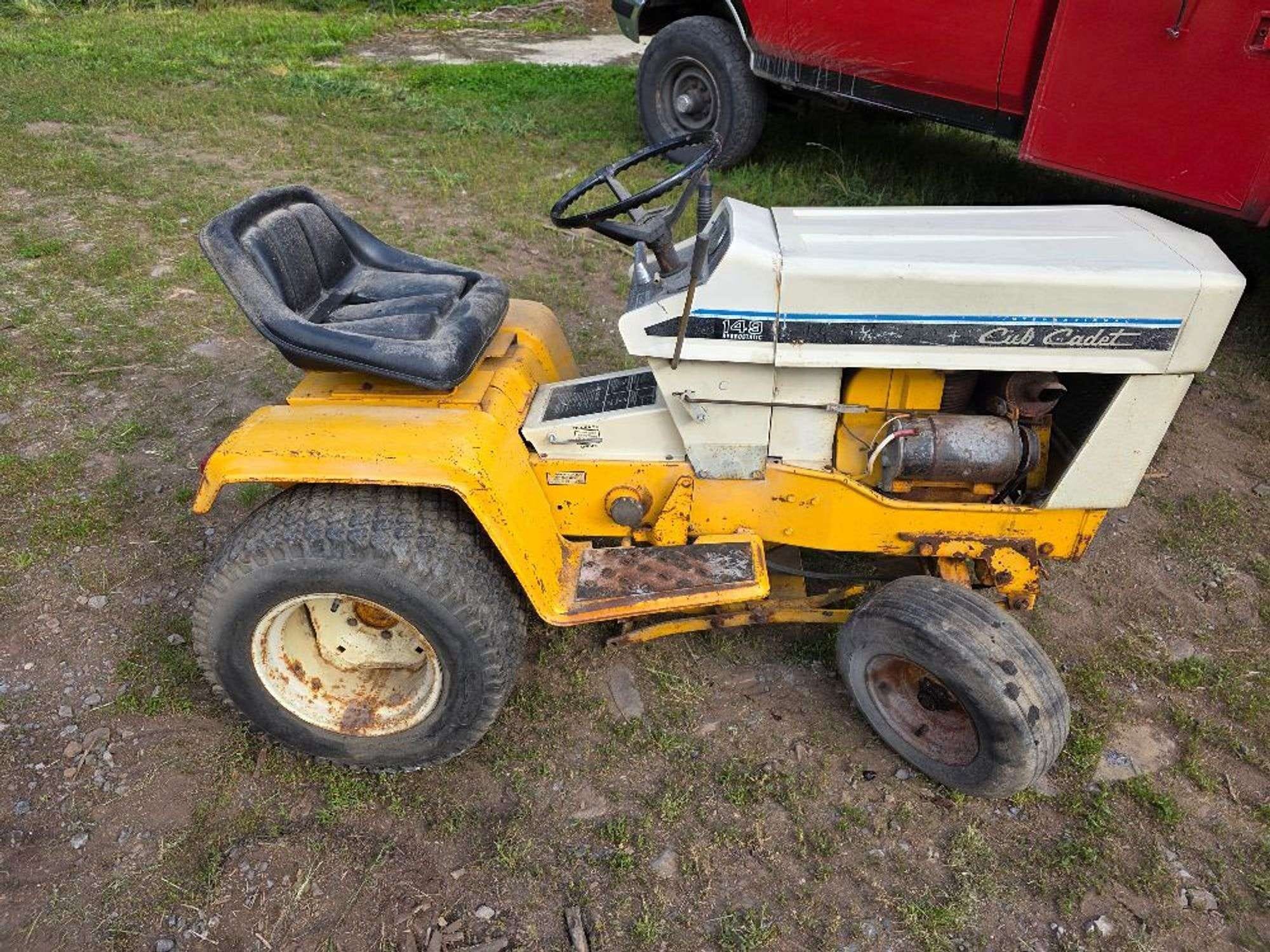 1973 Cub Cadet 149 Equipment Image0