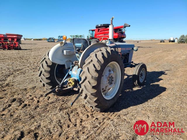 Image of Ford 3000 equipment image 2