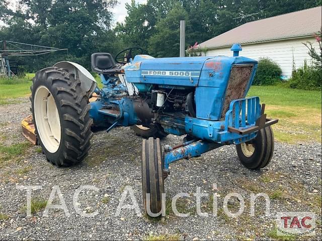 Image of Ford 5000 equipment image 2