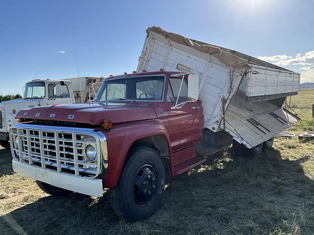 Image of Ford F-600 equipment image 1