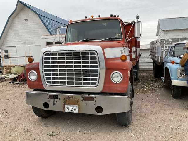 Image of Ford 6000 equipment image 3