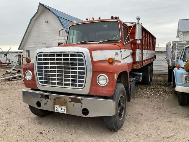 Image of Ford 6000 equipment image 2
