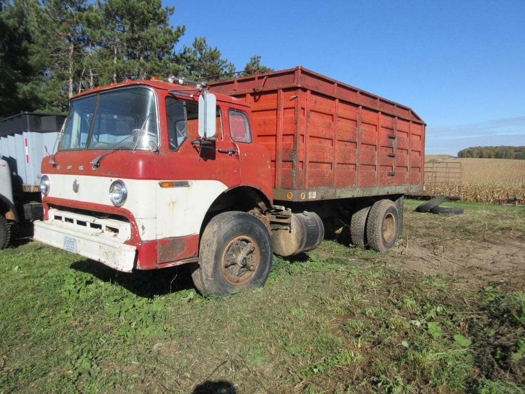 Main image Ford 8000