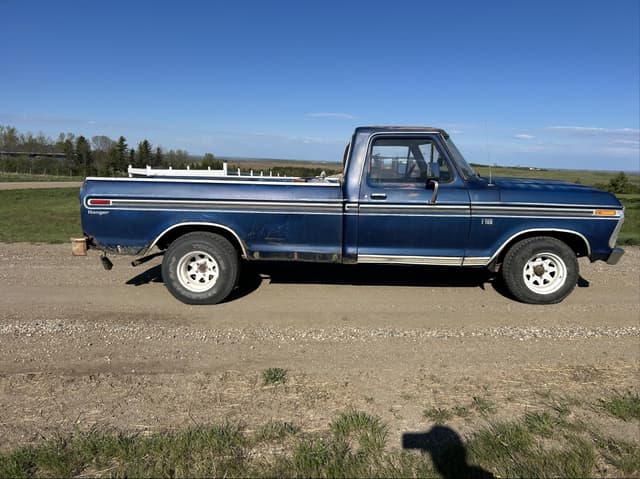Image of Ford F-100 equipment image 3