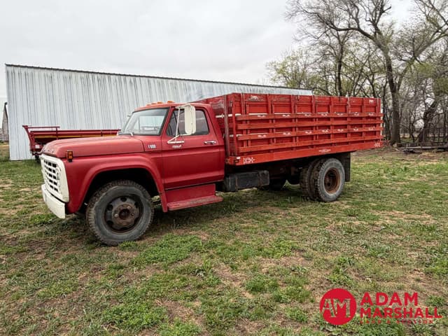 Image of Ford F-600 equipment image 3
