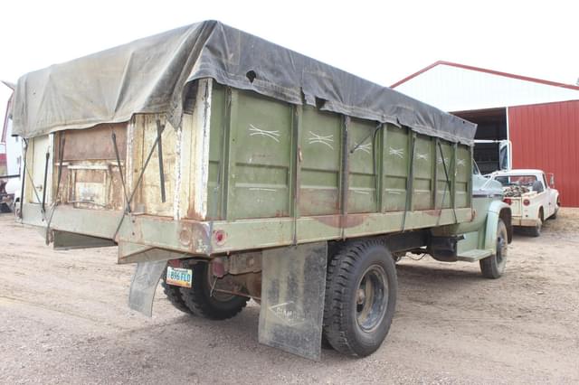 Image of GMC 6000 equipment image 3