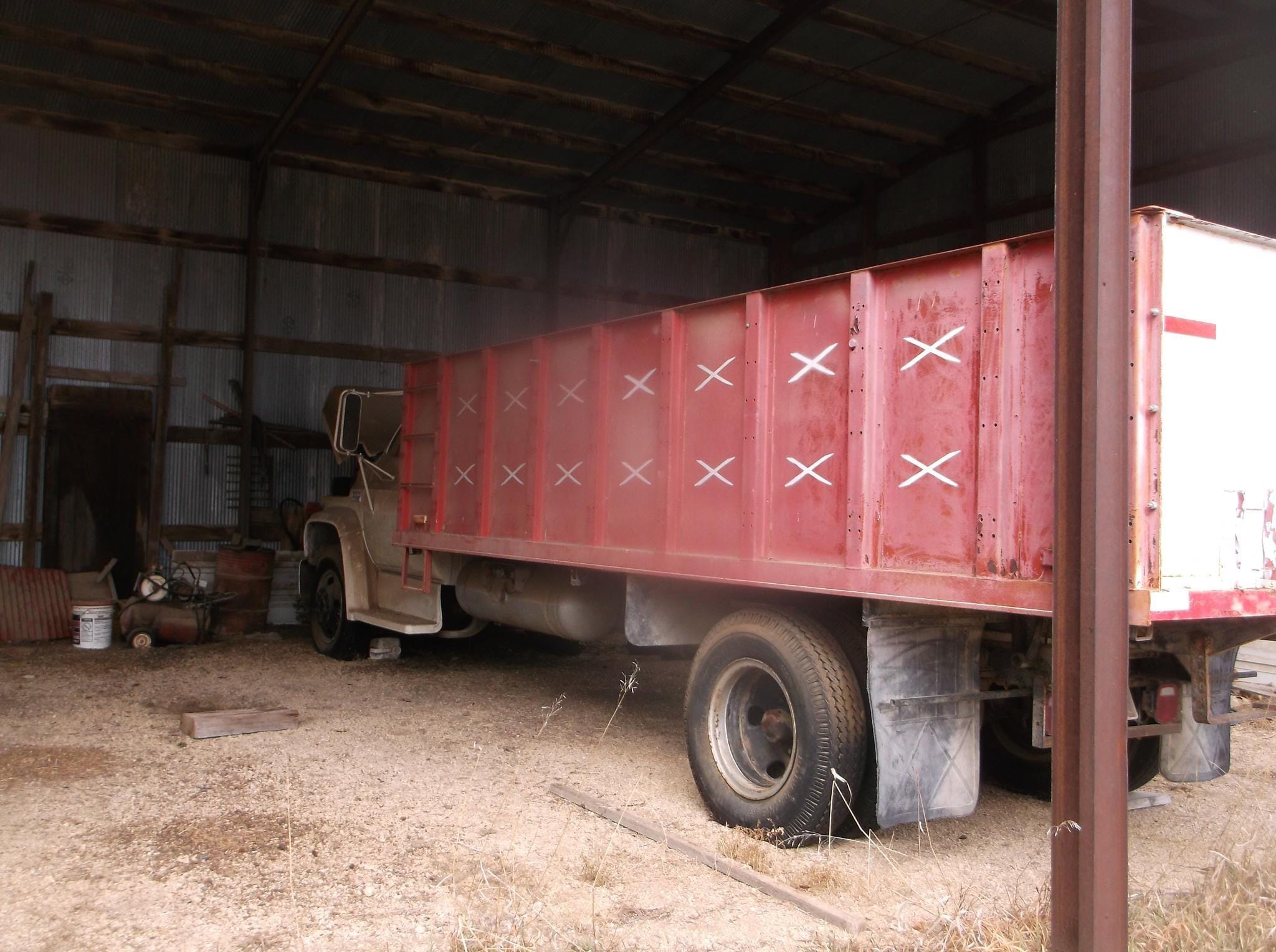 1973 GMC 6000 Equipment Image0