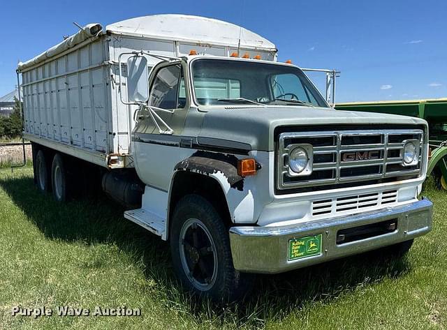 Image of GMC 6000 equipment image 2