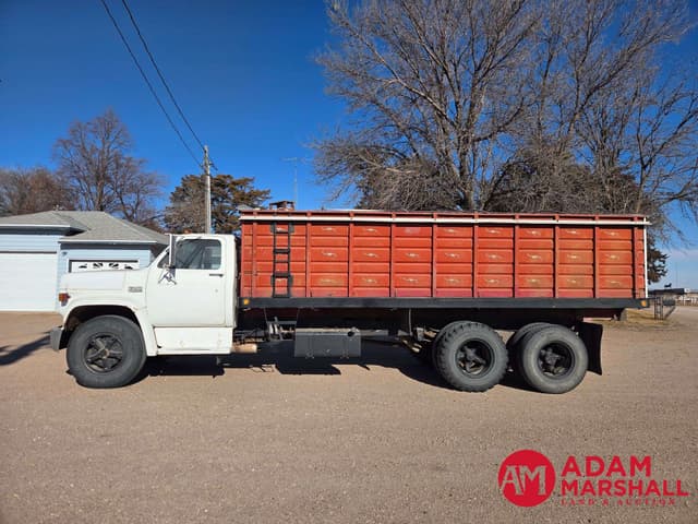 Image of GMC 6500 equipment image 2