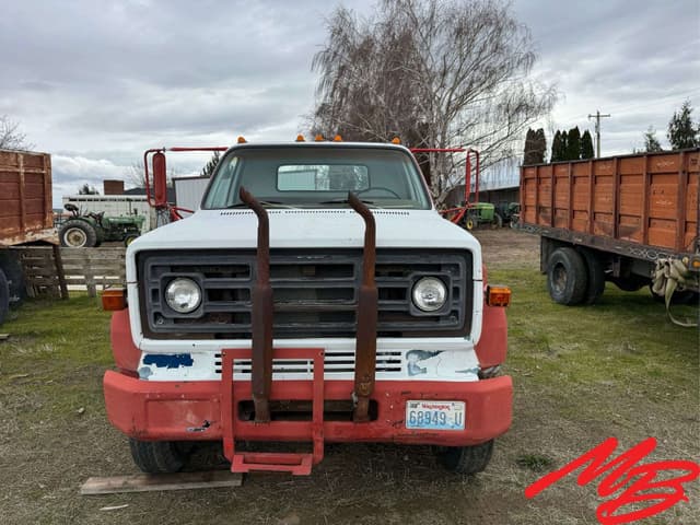 Image of GMC 6500 equipment image 1