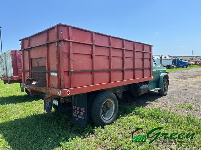 Image of GMC 6500 equipment image 4