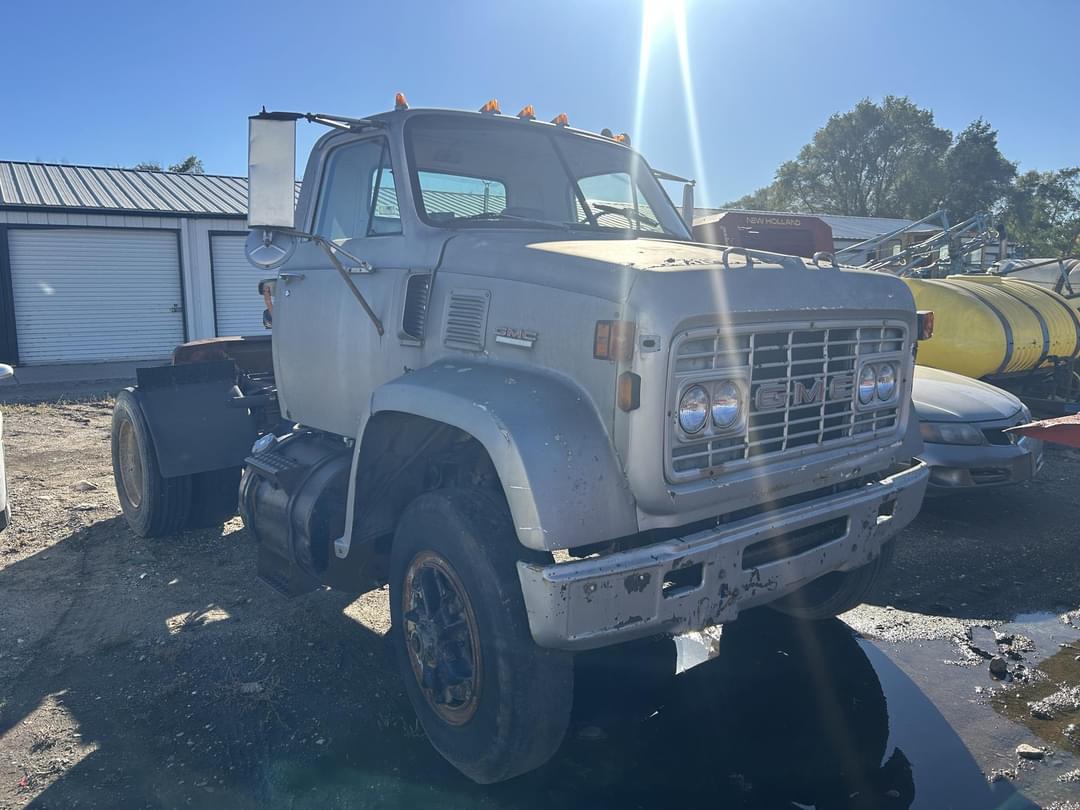 Image of GMC Topkick Image 1