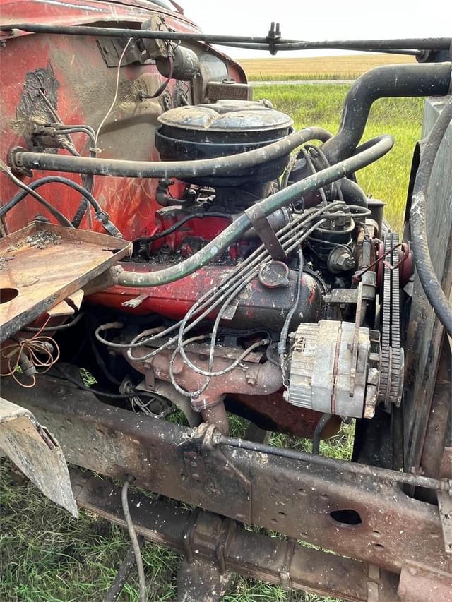 Image of International 1600 equipment image 4