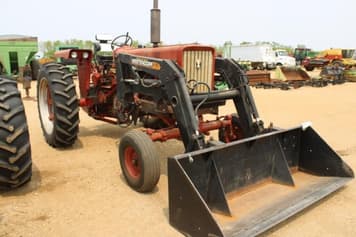 Main image International Harvester 656