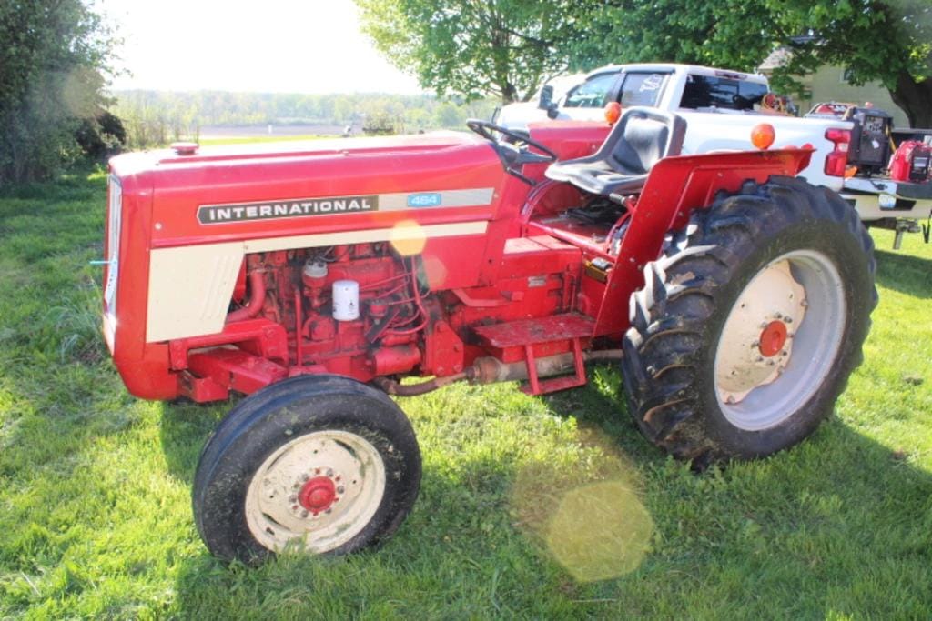 1973 International Harvester 464 Equipment Image0