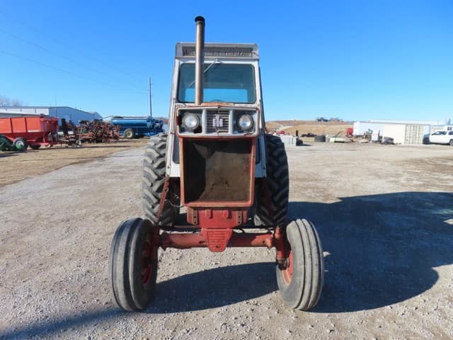 Image of International Harvester 1066 equipment image 2