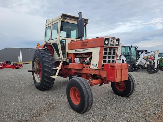 Image of International Harvester 1466 equipment image 1