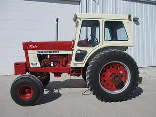 Main image International Harvester 1466 3