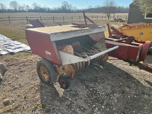 Image of International Harvester 430T equipment image 3